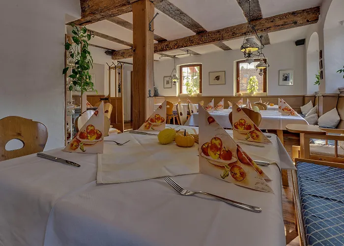 Zum Falken Hotel 3*