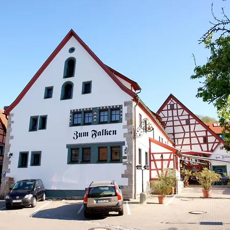 Hotel Landhaus Zum Falken 3*