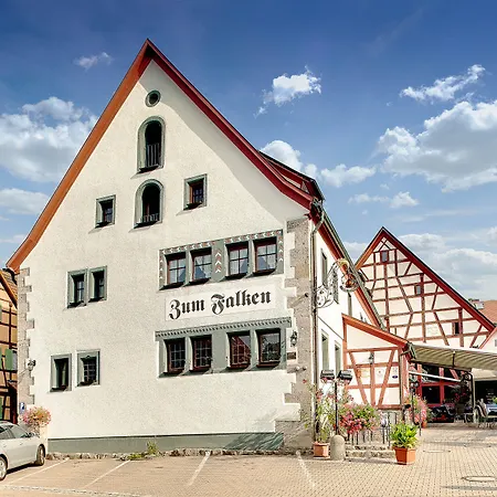 Zum Falken Hotel 3*
