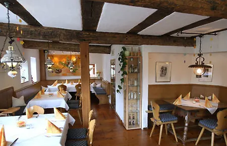 Landhaus Zum Falken Tauberzell